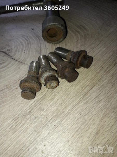 секретни болтове за Renault, снимка 1