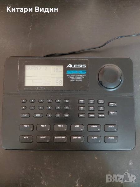 Продавам дръм машина Alesis SR-16, снимка 1