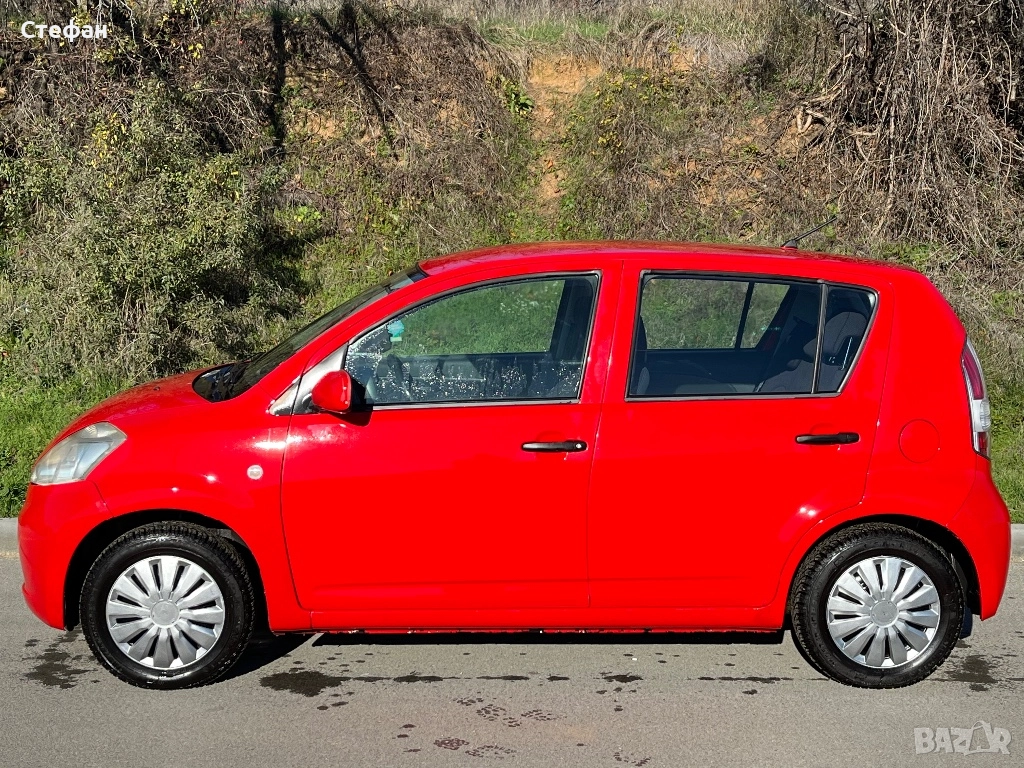 Daihatsu Sirion, снимка 1