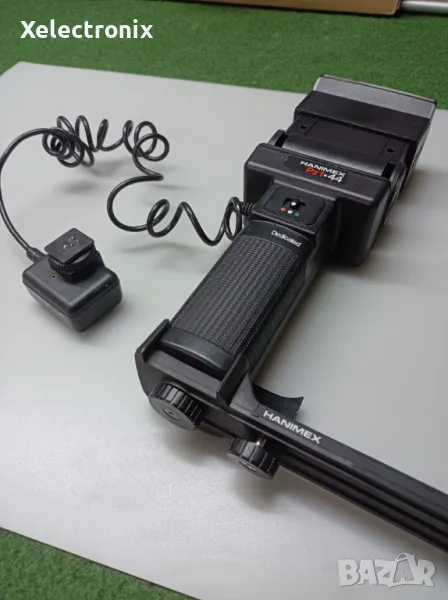 Hanimex Pz1-44 светкавица с релса за камера, снимка 1