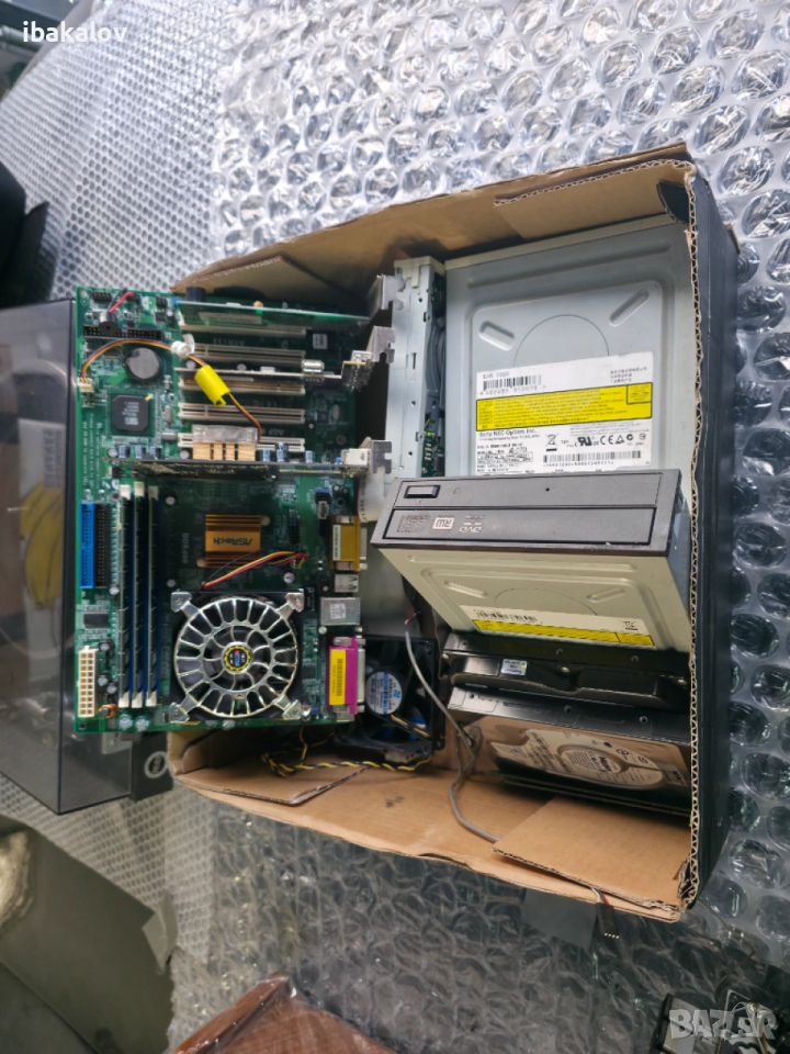 Части от настолен компютър , снимка 1