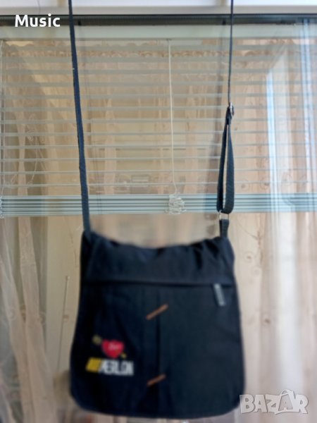 Спортна дамска чанта , снимка 1