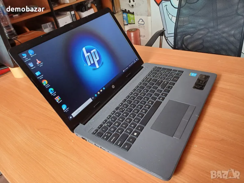 15.6 HP N4000/4GB DDR4/UHD 605/640GB HDD с батерия 3 часа, снимка 1