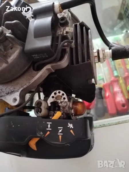 Бензинов двигател  за косачка RYOBI за части, снимка 1