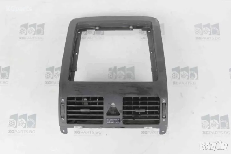 Централна конзола с духалки за Volkswagen Touran I (2003-2010), снимка 1
