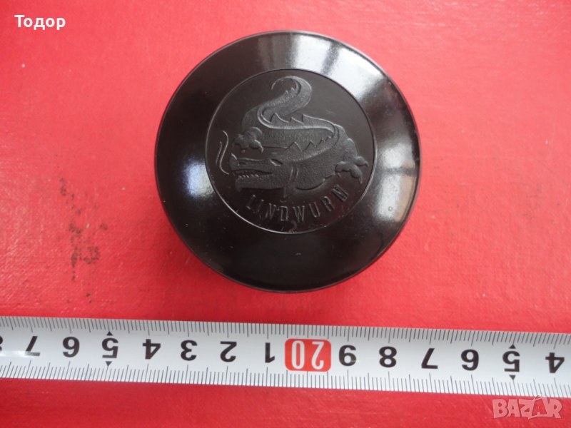 Страхотна немска бакелитова  кутийка Lindwurm 2, снимка 1