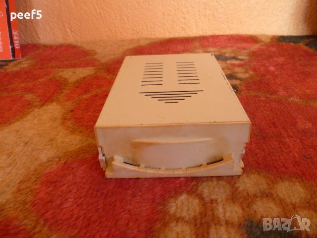 Кутия за хард диск за стари компютри.