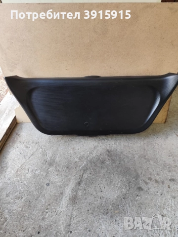 Кора от заден капак за Хонда джаз 