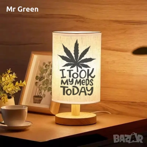 Нощна лампа с USB, снимка 3 - Настолни лампи - 52373248