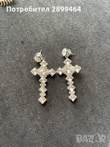 Обеци кръстове с камъни 