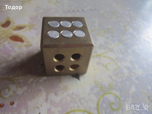 Уникален бронзов зар зарче