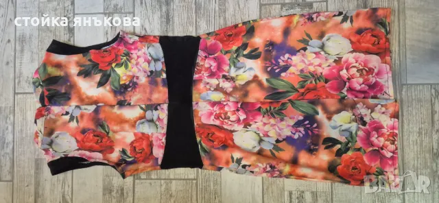 Продавам официална, елегантна рокля на цветя, снимка 3 - Рокли - 49624420