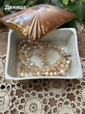 Schwarzenhammer 1946-1949 Страхотен преливащ цвят на млечен шоколад, романтична двойка и позлата  , снимка 6 - Други - 53265721