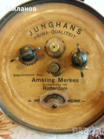 Стар механичен будилник, настолен часовник, снимка 2 - Антикварни и старинни предмети - 47999996