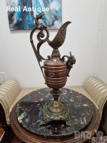 Рядка голяма антикварна колекционерска ренесансова бронзова кана с орнаменти , снимка 1