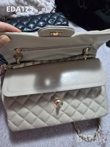 Shanel чанта , снимка 4 - Чанти - 52817860