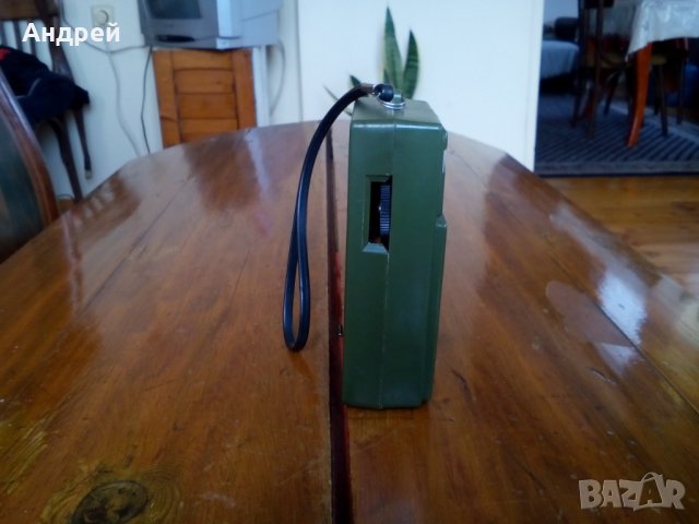 Старо радио,радиоприемник Solid State Corona, снимка 4 - Антикварни и старинни предмети - 27452888