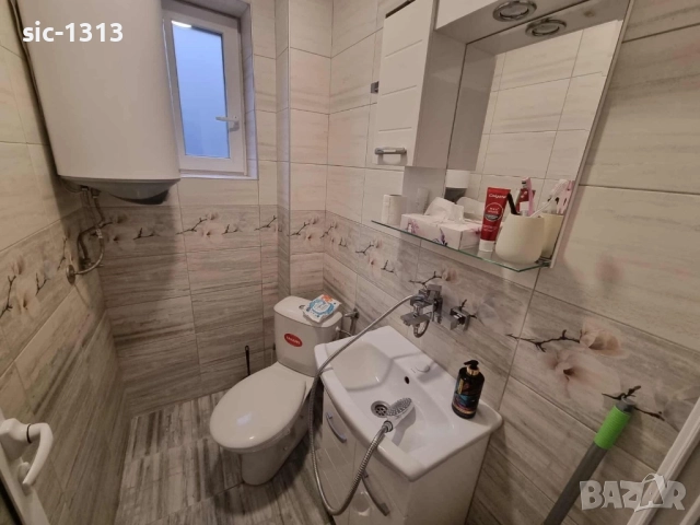 Продавам етаж от къща самостоятелен идеален Център, снимка 9 - Къщи - 52541111