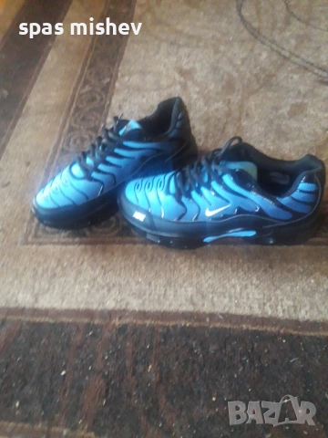 Чисто нови маратонки Nike, снимка 3 - Маратонки - 52421491