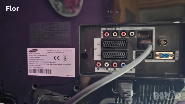 Телевизор SAMSUNG, 32 инча, снимка 3 - Телевизори - 49606340