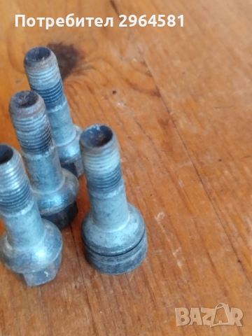 болтове за Мерцедес джанти дълги и къси , снимка 2 - Части - 52504204