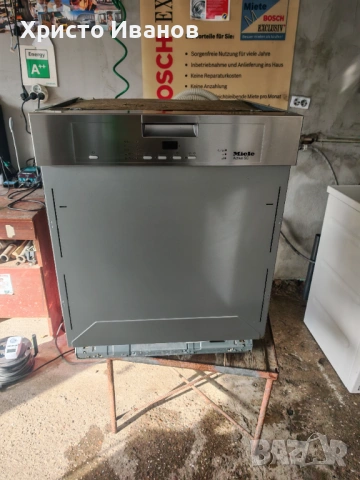 Съдомиялна Miele полувграждане