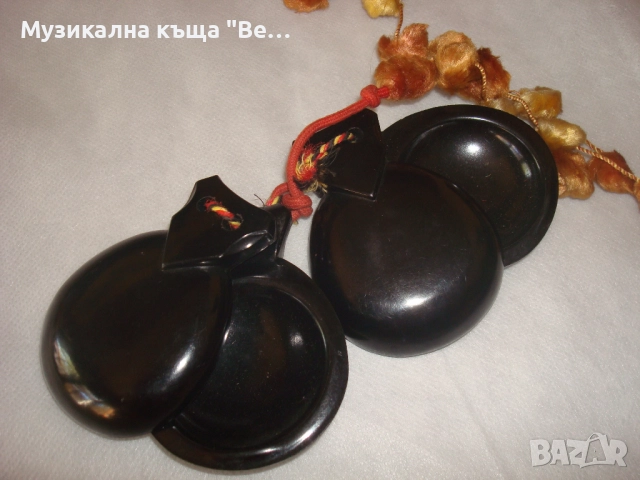 Кастанети дървени /испански/ с украса, снимка 4 - Ударни инструменти - 51810419
