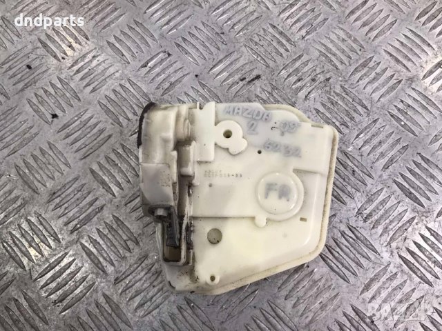 Предна дясна брава Mazda 2,1.3i,2009г.