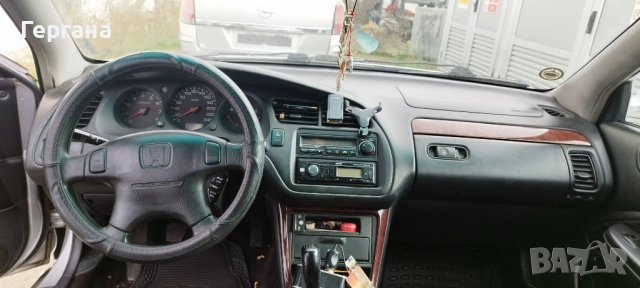 Хонда Акорд, 1999г., 2.0, 147к.с. газ/бензин, снимка 3 - Автомобили и джипове - 52294067