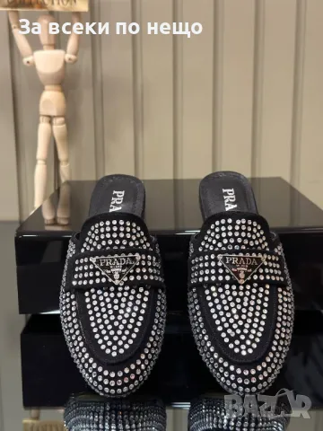 Prada Дамски Затворени Чехли С Кристали Прада - 2 Налични Цвята Код E263, снимка 2 - Чехли - 50413072