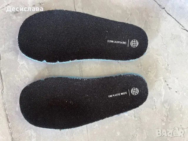 Детски маратонки Адидас, снимка 4 - Детски маратонки - 49773637