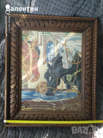 Гоблен "Коне на водопой" с масивна дървена рамка, снимка 2 - Гоблени - 22221501