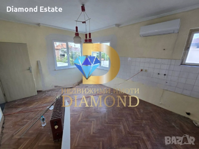 Двуетажна къща в Димитровград, кв. Черноконево, снимка 11 - Къщи - 51639041