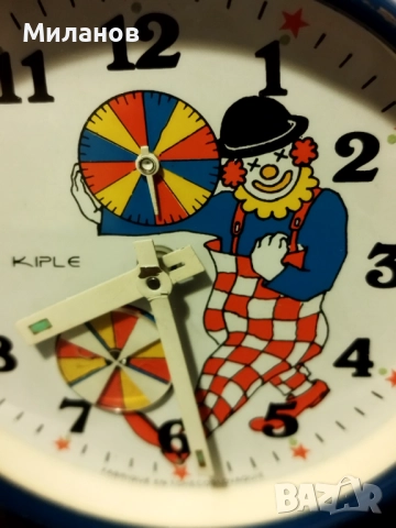 Стар анимиран будилник, настолен часовник, снимка 2 - Антикварни и старинни предмети - 52849541