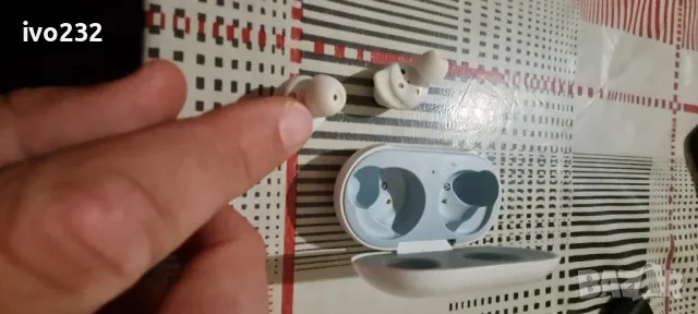 samsung galaxy buds by akg, снимка 10 - Bluetooth слушалки - 47680159