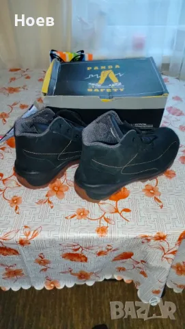 Работни зимни обувки, снимка 9 - Мъжки боти - 48705441