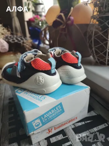 Бебешки сандали / пантофи Biomechanics 21, снимка 5 - Детски сандали и чехли - 47560685