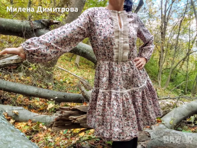 Дамска рокля с дълъг ръкав 