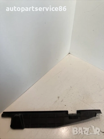 Десен въздуховод на радиатора за KIA Carnival 2.9 CRDi (2006–2012) 29136-4D600