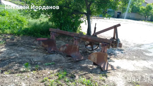 Селскостопански плуг за оране 3х45