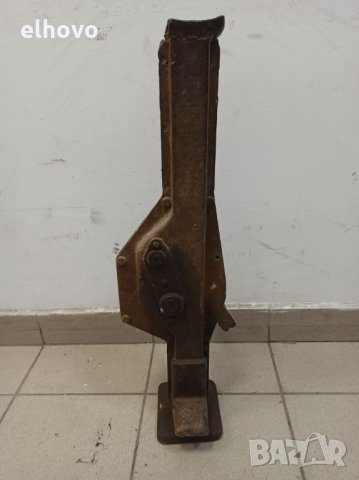 Стар механичен крик за железопътни релси, тип 'Латерна' 3DIN 7355 PFAFF 1943г