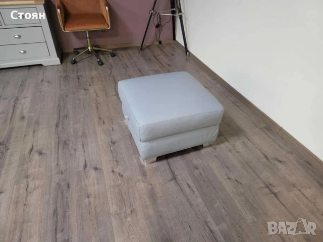 Сива кожена табуретка с функция ракла, снимка 5 - Дивани и мека мебел - 51956137