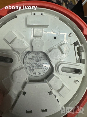 Лот димни датчици и бутон Unipos, снимка 2 - Друга електроника - 52918802