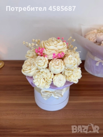 Цветя от свещи, изработени от естествен соев восък, ръчно изработени., снимка 2 - Изкуствени цветя - 51617704