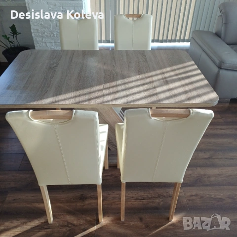 Нови 4 бр. кремава кожа столове