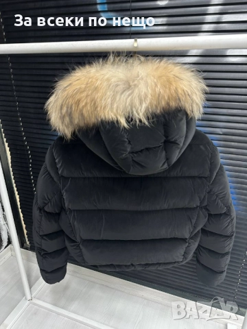 Prada Дамско Черно Зимно Яке С Естествен Пух На Качулката Код A843, снимка 4 - Якета - 51626521