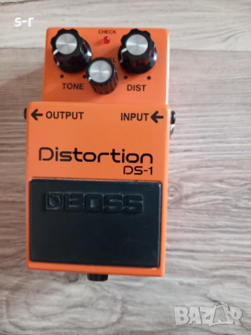 Продавам ефект за китара