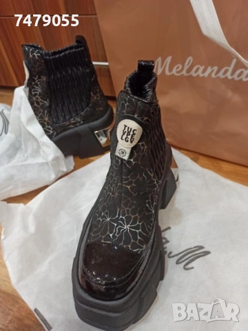 Дамски боти на Stillo