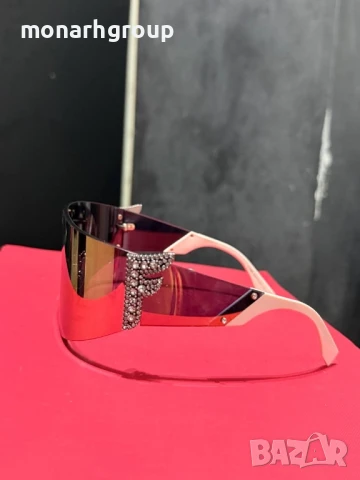 Слънчеви очила FENDI FF-0382/S / Със драскотини, снимка 9 - Слънчеви и диоптрични очила - 50800132