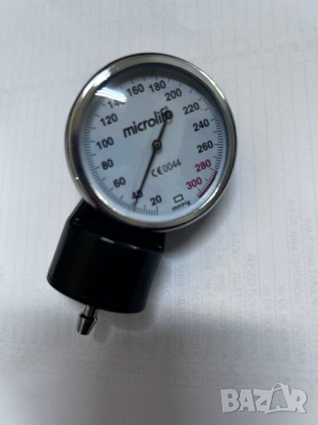 2 броя манометри за апарати за кръвно налягане